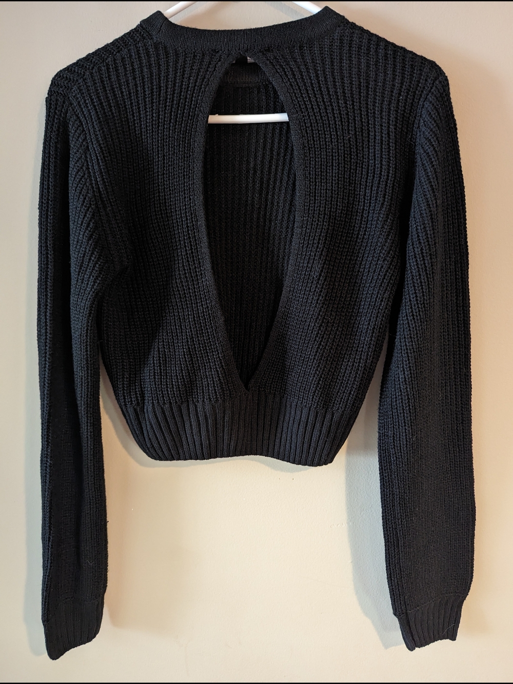 NWT- Lulu's Black Ribbed Crew Neck Sweater - Picture 2 of 6